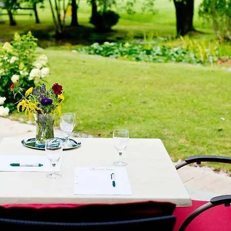 Landhotel Hauserl Im Wald 4*