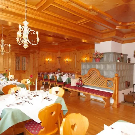 Landhotel Hauserl Im Wald