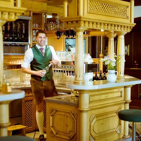 Landhotel Hauserl Im Wald 4*