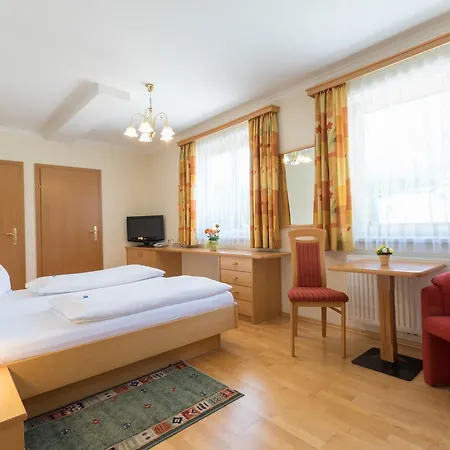 Haeuserl Im Wald 4* Грёбминг