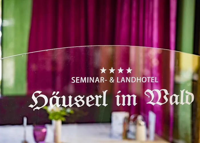 Landhotel Hauserl Im Wald