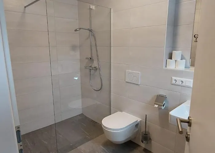 Landhotel Hauserl Im Wald 4*