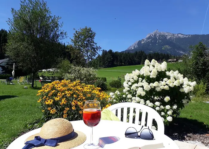 Landhotel Hauserl Im Wald فندق غوربمينغ