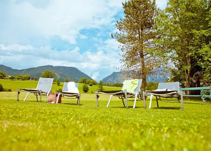 Landhotel Hauserl Im Wald فندق 4*