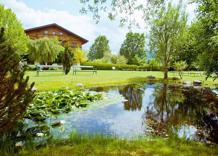 Landhotel Hauserl Im Wald فندق